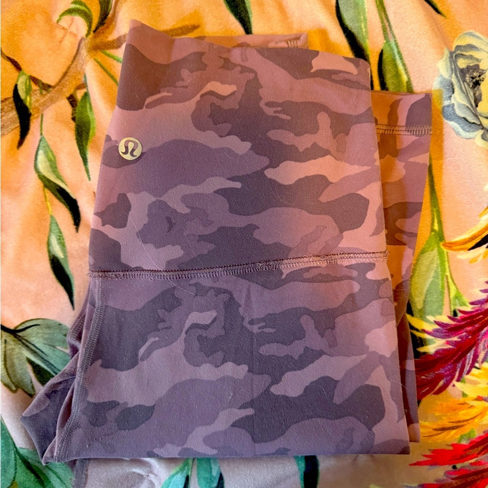 Lululemon leggings!